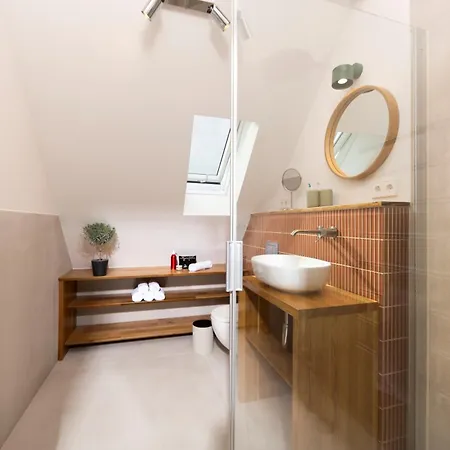 Apartamento Design-wohnung Am Waldrand Mit Dachterrasse Und Blick Auf Achterwasser